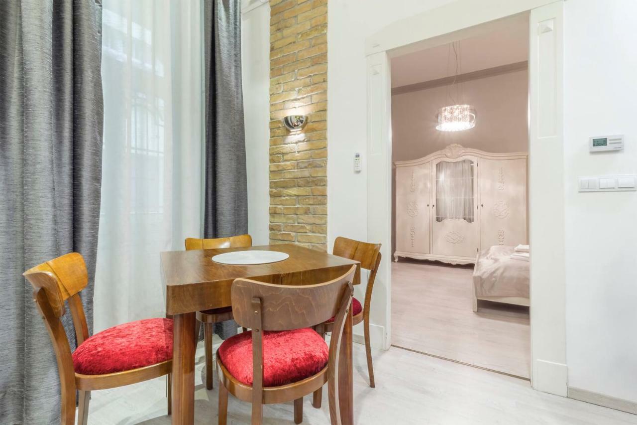 Vori Vori De Luxe Apartment Budapeste Exterior foto