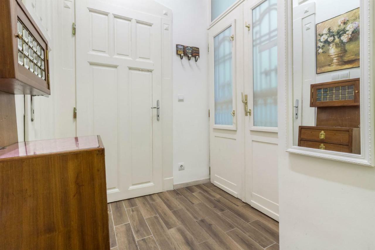 Vori Vori De Luxe Apartment Budapeste Exterior foto