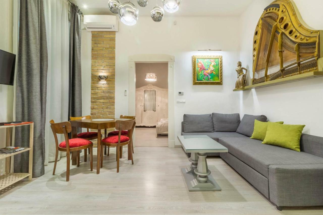 Vori Vori De Luxe Apartment Budapeste Exterior foto